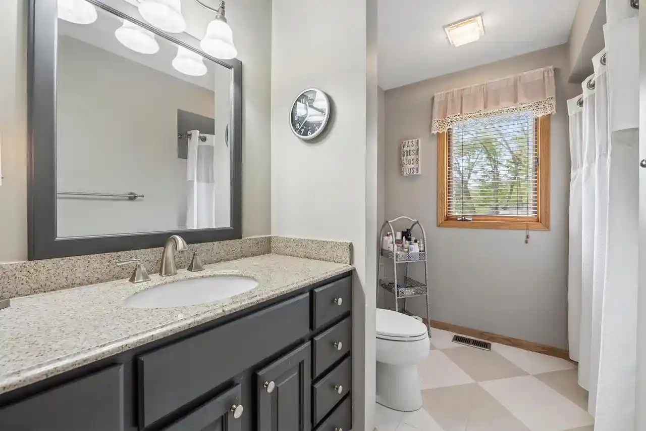 Homes for sale in Williams Bay, WI | 512 Wiswell Dr Dr, Williams Bay, WI 53191 | MLS# 1963831