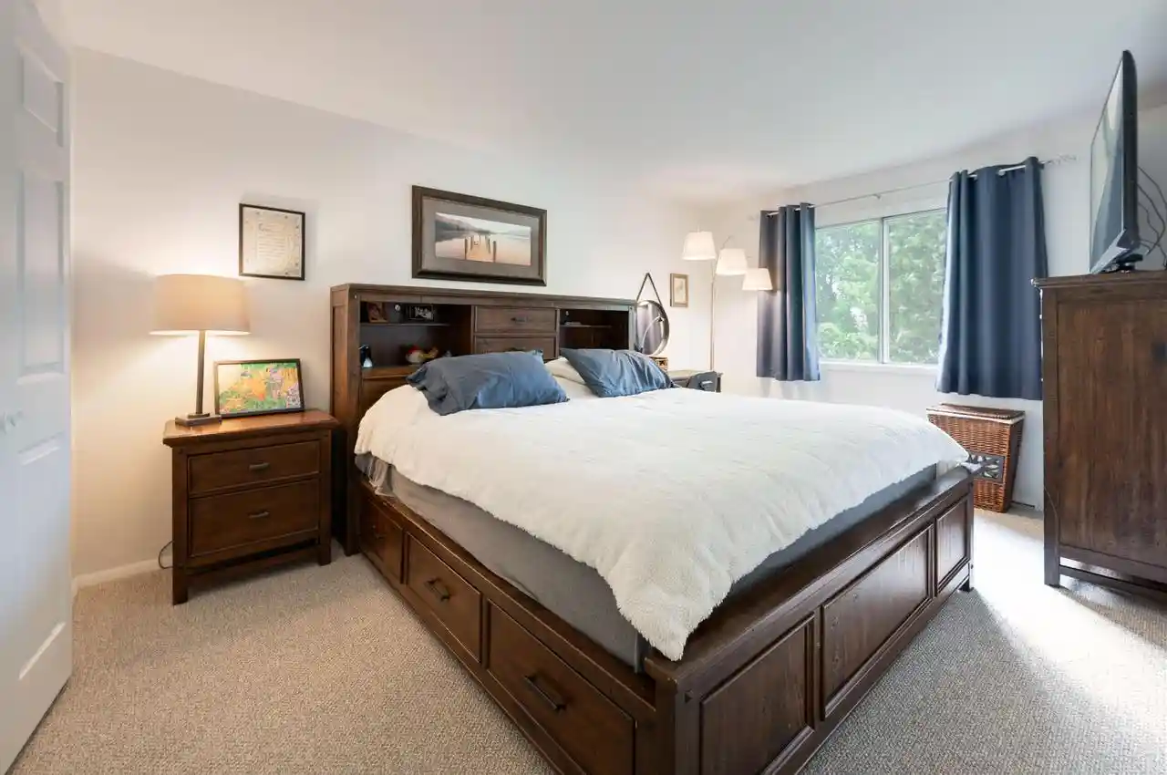 Homes for sale in Germantown, WI | W170n11523 Armada Dr Dr #14, Germantown, WI 53022 | MLS# 1963841