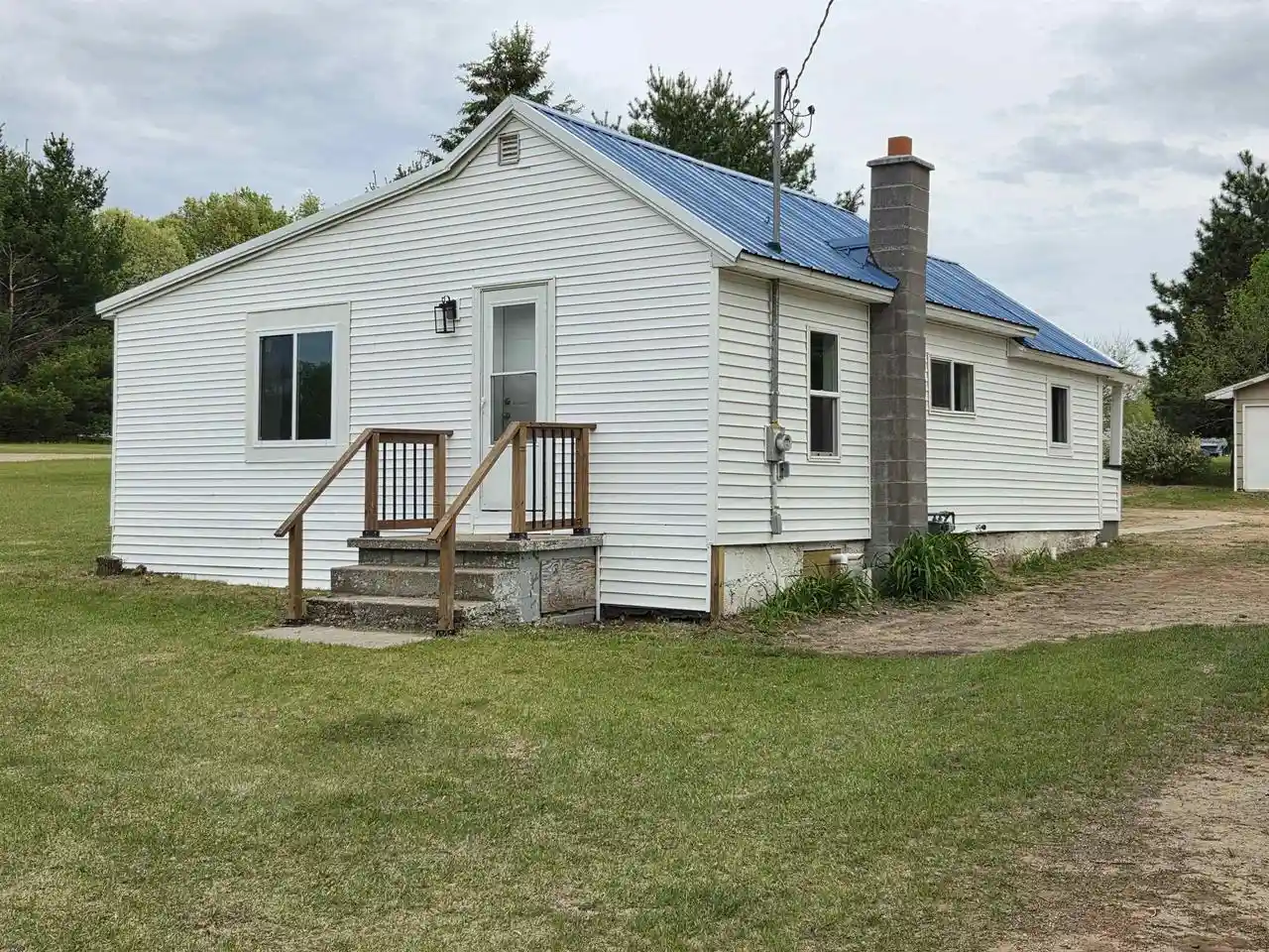 Homes for sale in Wautoma, WI | W8035 E Chicago Road Road, Wautoma, WI 54982 | MLS# 50326037