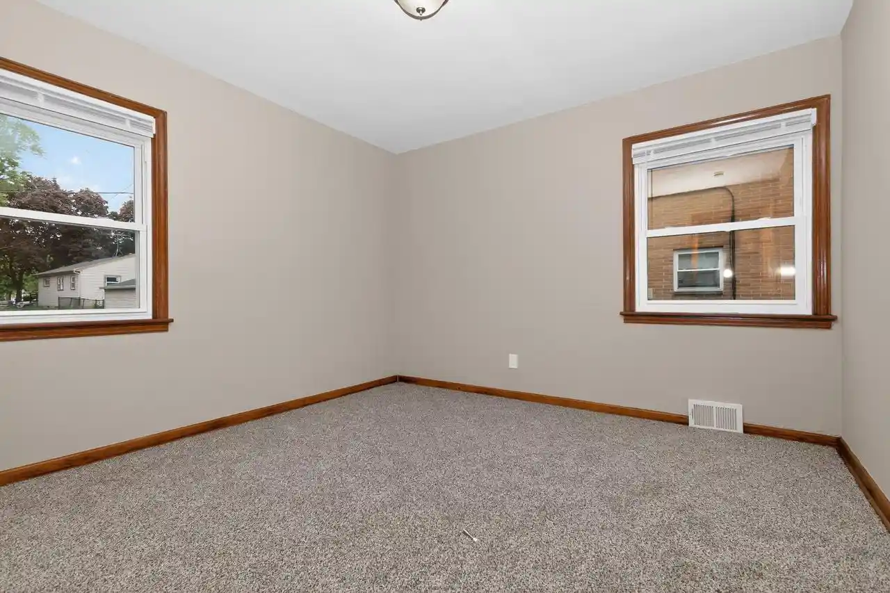 Homes for sale in Milwaukee, WI | 4806 W Hampton Avenue Avenue, Milwaukee, WI 53218 | MLS# 1963858