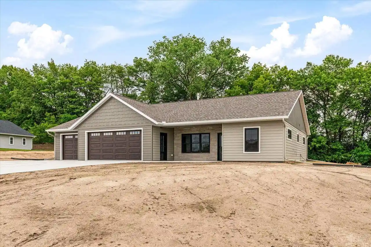 Homes for sale in Prairie Du Chien, WI | 38098 Red Cedar Circle Circle, Prairie Du Chien, WI 53821 | MLS# 2024058