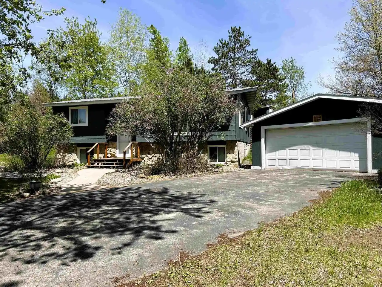 Homes for sale in Crivitz, WI | 1310 Kenny Dr Dr, Crivitz, WI 54114 | MLS# 50326043
