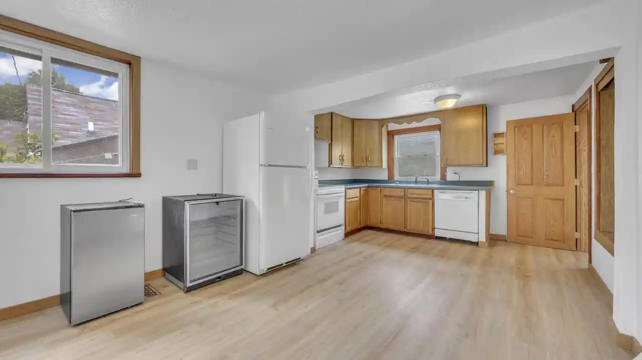 Homes for sale in Sheboygan, WI | 1813 Washington Avenue Avenue #1817, Sheboygan, WI 53081 | MLS# 1963873
