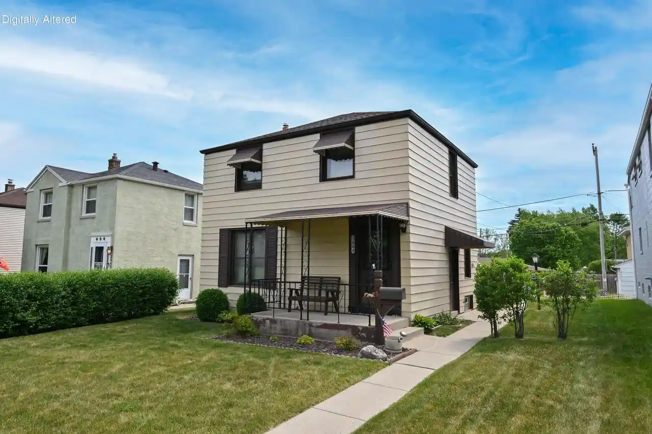 Homes for sale in Milwaukee, WI | 3664 S Whitnall Avenue Avenue, Milwaukee, WI 53207 | MLS# 1963894