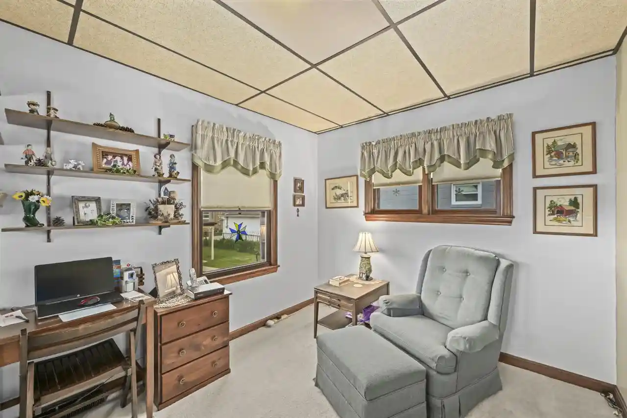 Homes for sale in Milwaukee, WI | 3664 S Whitnall Avenue Avenue, Milwaukee, WI 53207 | MLS# 1963894