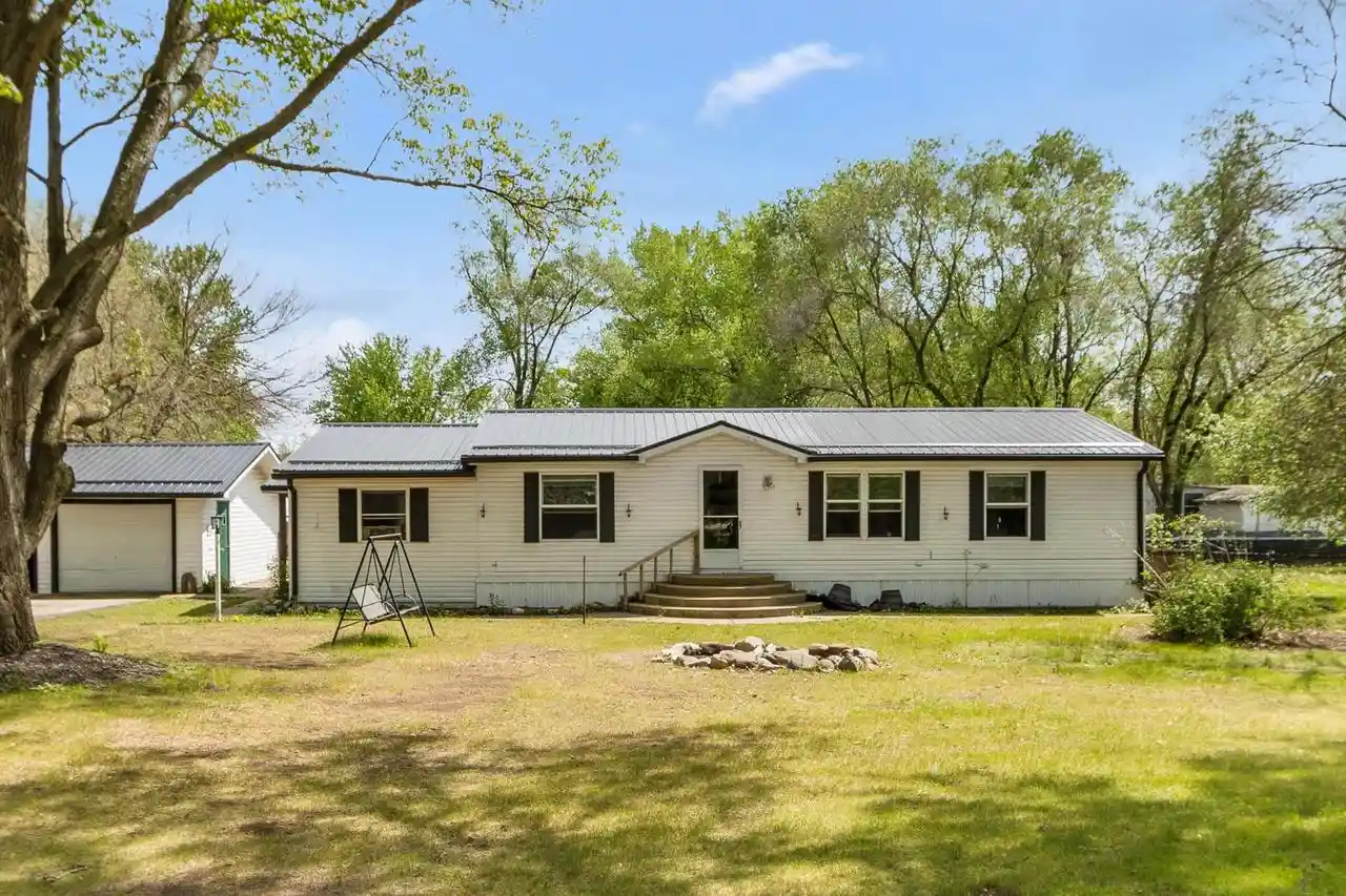 Homes for sale in Montello, WI | N487 Fox Dr Dr, Montello, WI 53949 | MLS# 2024086