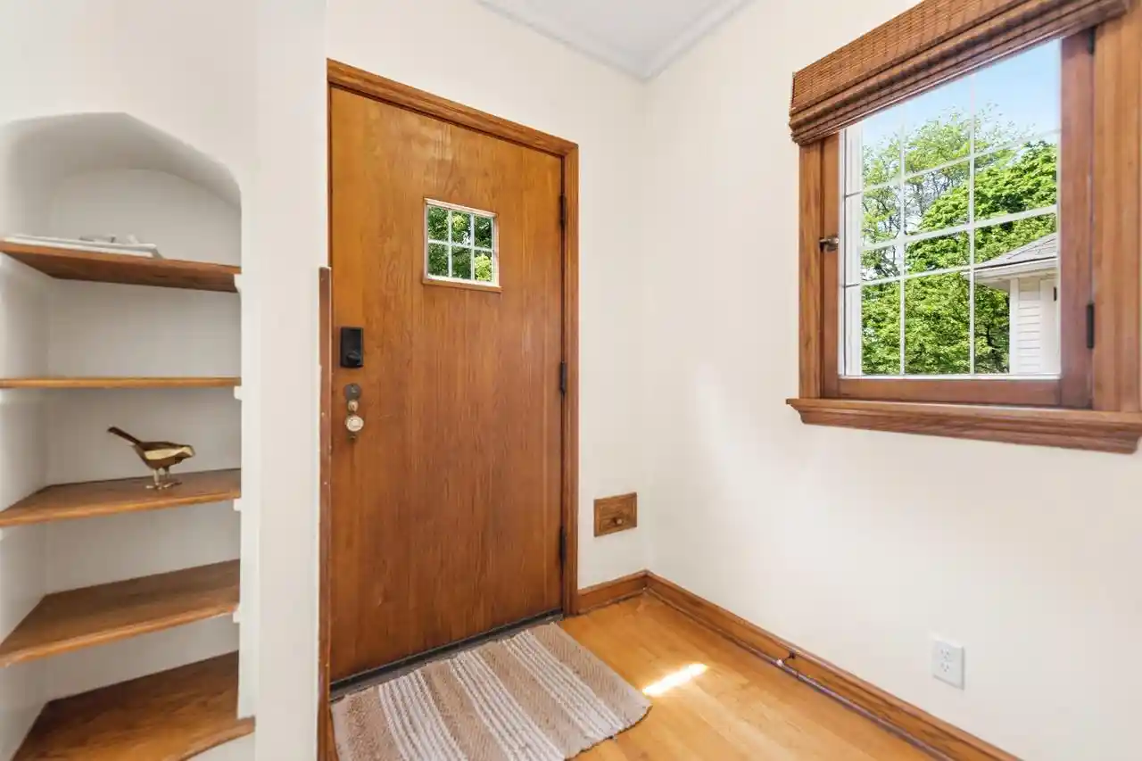 3rd image of 4350 N Woodburn Street Street, Milwaukee, WI 53211 | MLS# 1963927