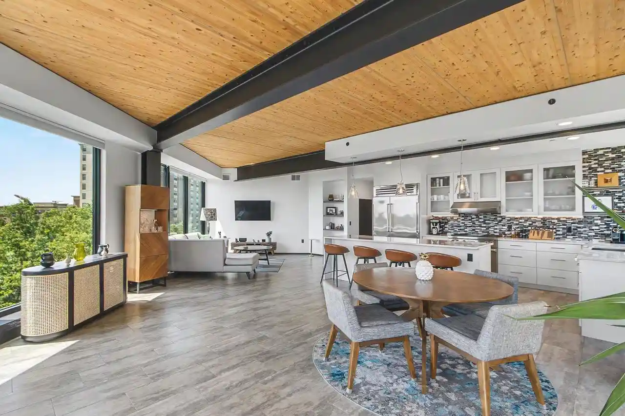 image of 211 S Henry St St, Madison, WI 53703