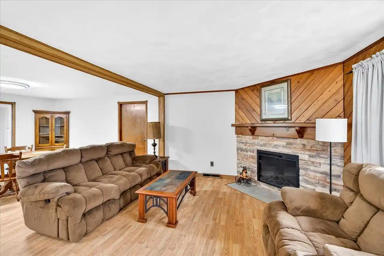 Homes for sale in Orfordville, WI | 4338 S Schuman Road Road, Orfordville, WI 53576 | MLS# 2024125