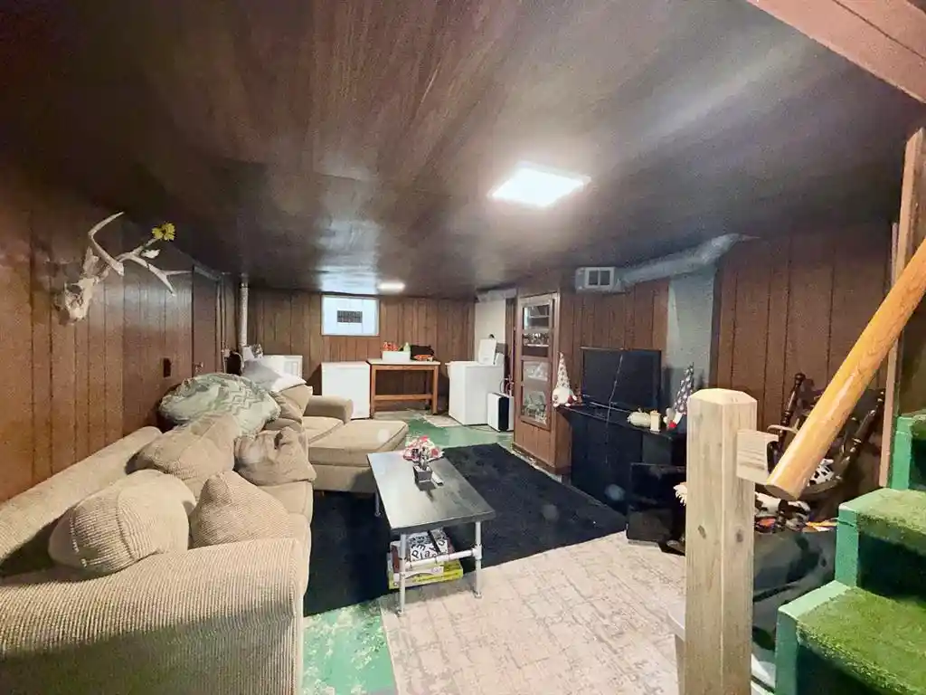 Homes for sale in Chippewa Falls, WI | 536 Olive Street Street, Chippewa Falls, WI 54729 | MLS# 1601518