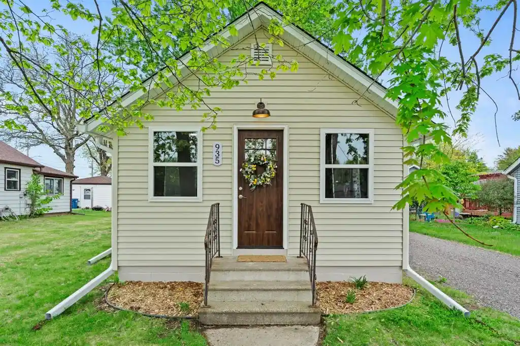 1st image of 935 Hammond Avenue Avenue, Rice Lake, WI 54868 | MLS# 1601409
