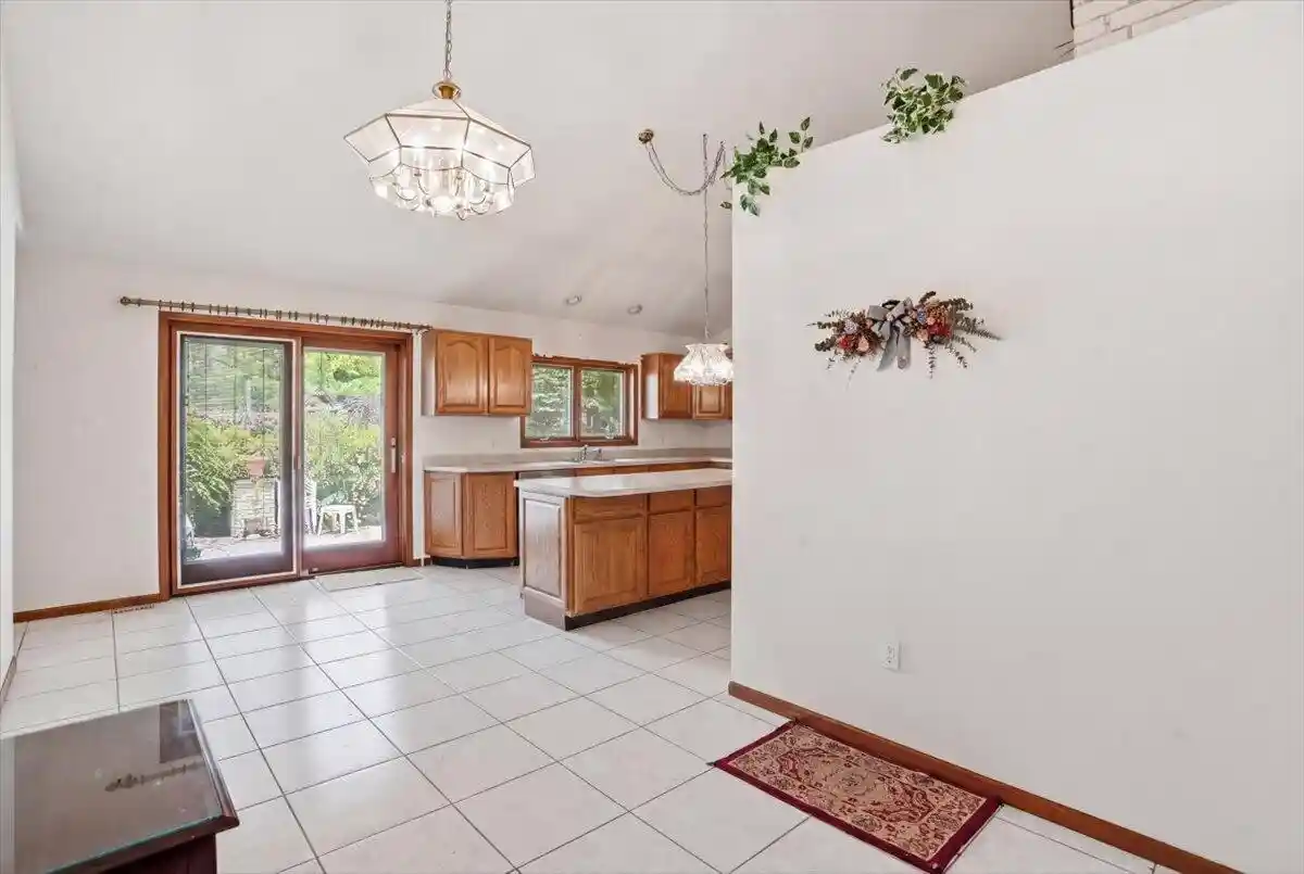 Homes for sale in Kenosha, WI | 1440 45th Avenue Avenue, Kenosha, WI 53144 | MLS# 1964078