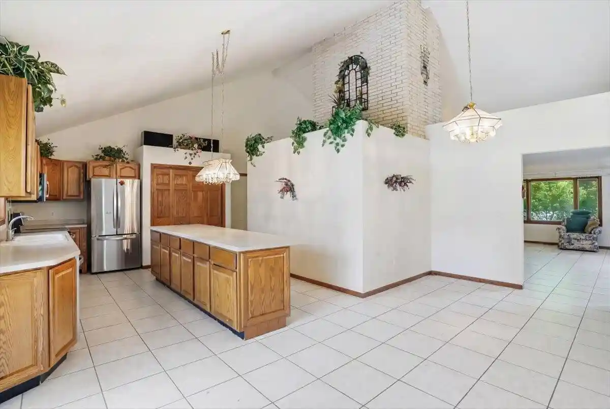 Homes for sale in Kenosha, WI | 1440 45th Avenue Avenue, Kenosha, WI 53144 | MLS# 1964078