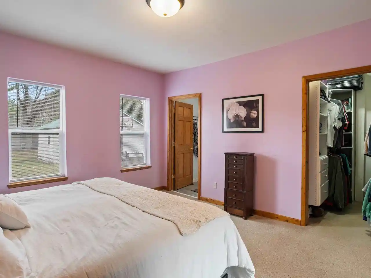 Homes for sale in Marshfield, WI | 612 S Washington Avenue Avenue, Marshfield, WI 54449 | MLS# 22602290