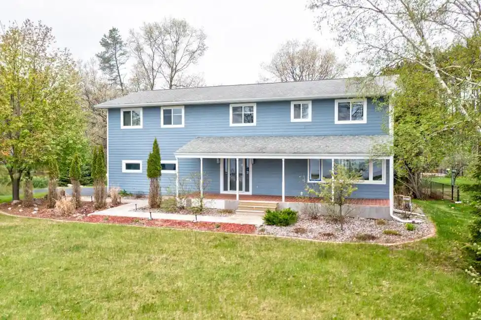 Homes for sale in Marinette, WI | W656 Edwards Avenue Avenue, Marinette, WI 54143 | MLS# 50326124
