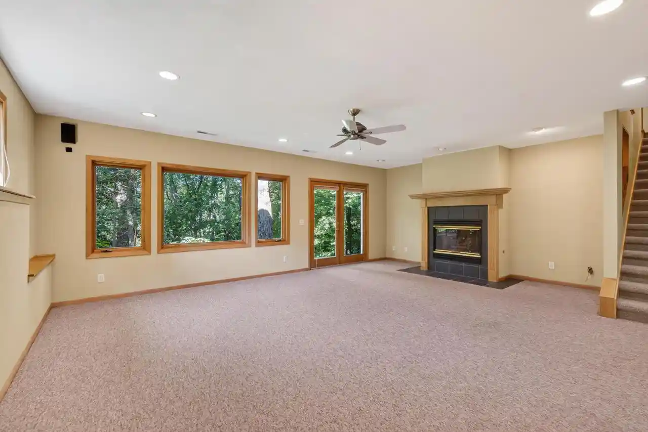 Photo 4 of Single family home for sale at 1300 Kings Lynn Road Road, Stoughton, WI 53589 | MLS# 2024206 | Listing updated on 2026-08-28