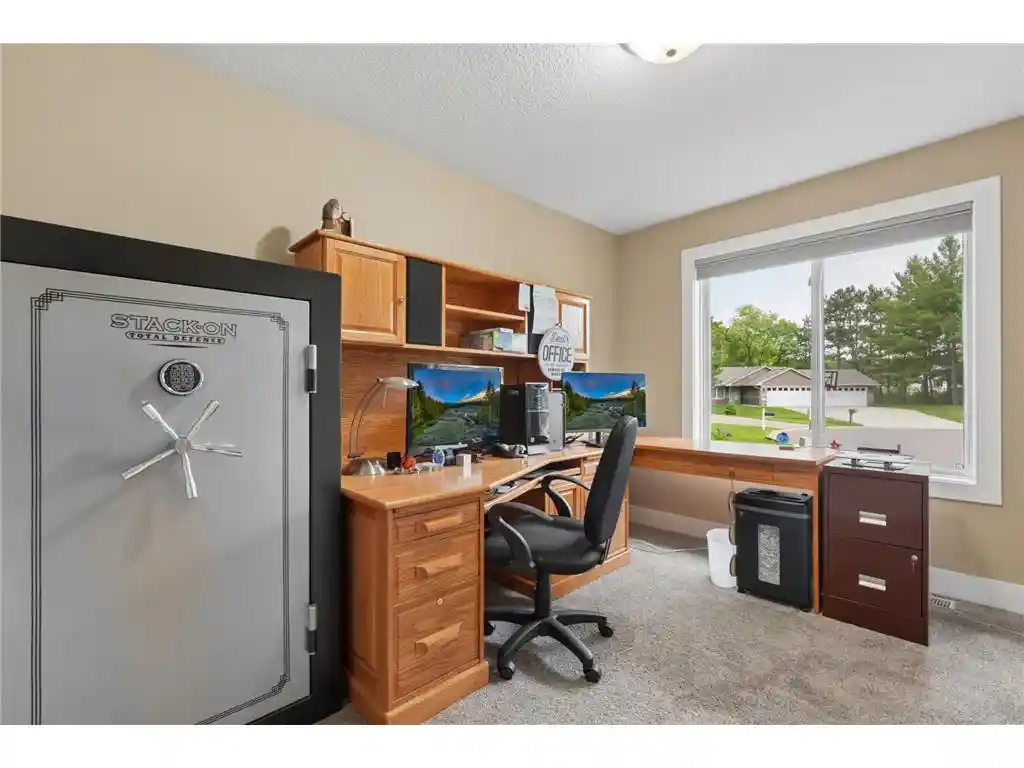 4th image of 350 Blue Spruce Lane Lane, Somerset, WI 54025 | MLS# 7080394