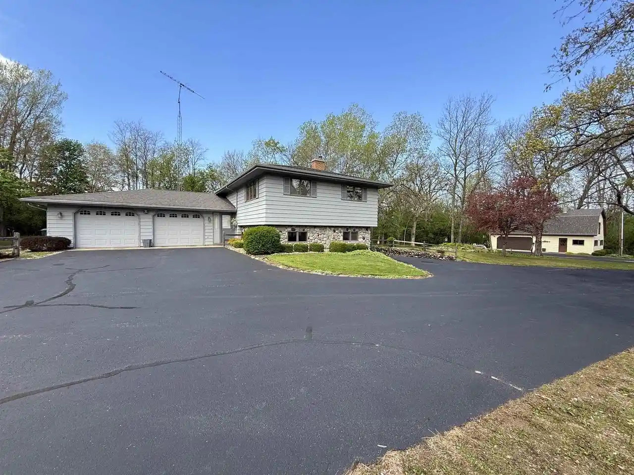 Homes for sale in Berlin, WI | 580 Nw Cumberland Street Street, Berlin, WI 54923 | MLS# 50326139