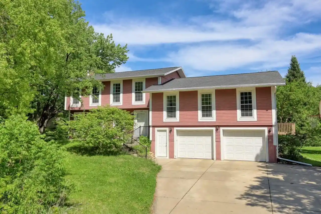 Homes for sale in Verona, WI | 100 Melody Circle Circle, Verona, WI 53593 | MLS# 2024243