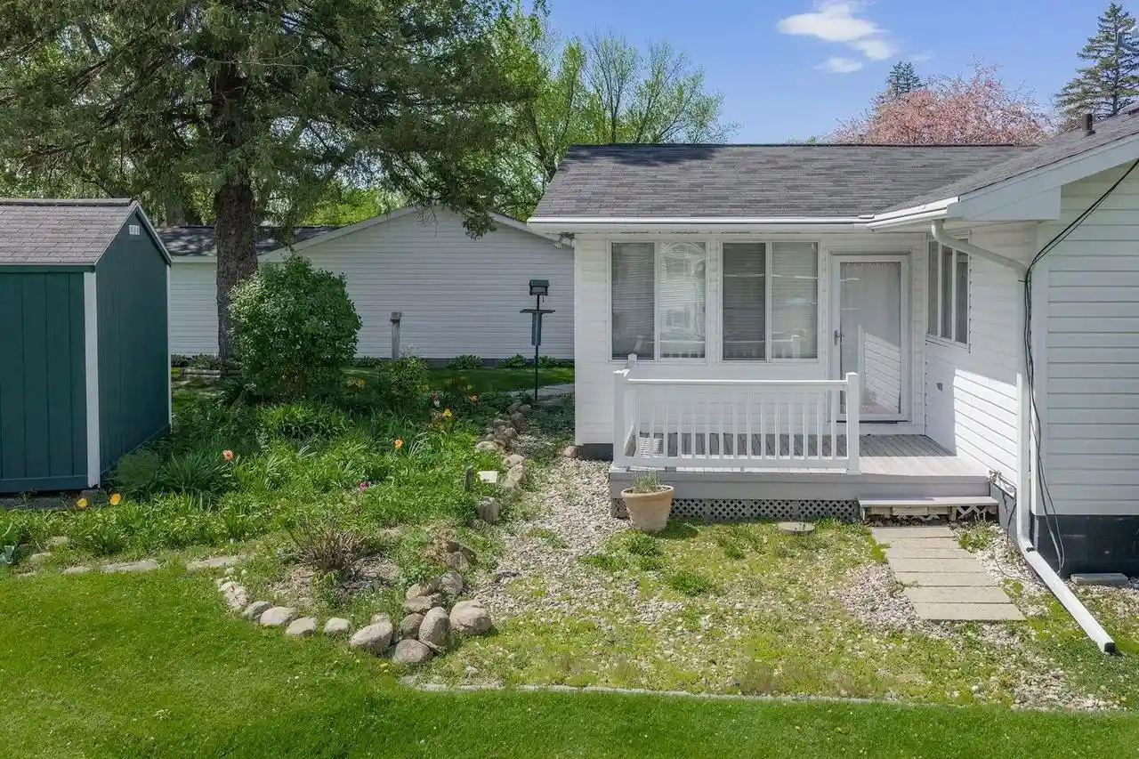 Homes for sale in Mauston, WI | 612 Grove Street Street, Mauston, WI 53948 | MLS# 2024244