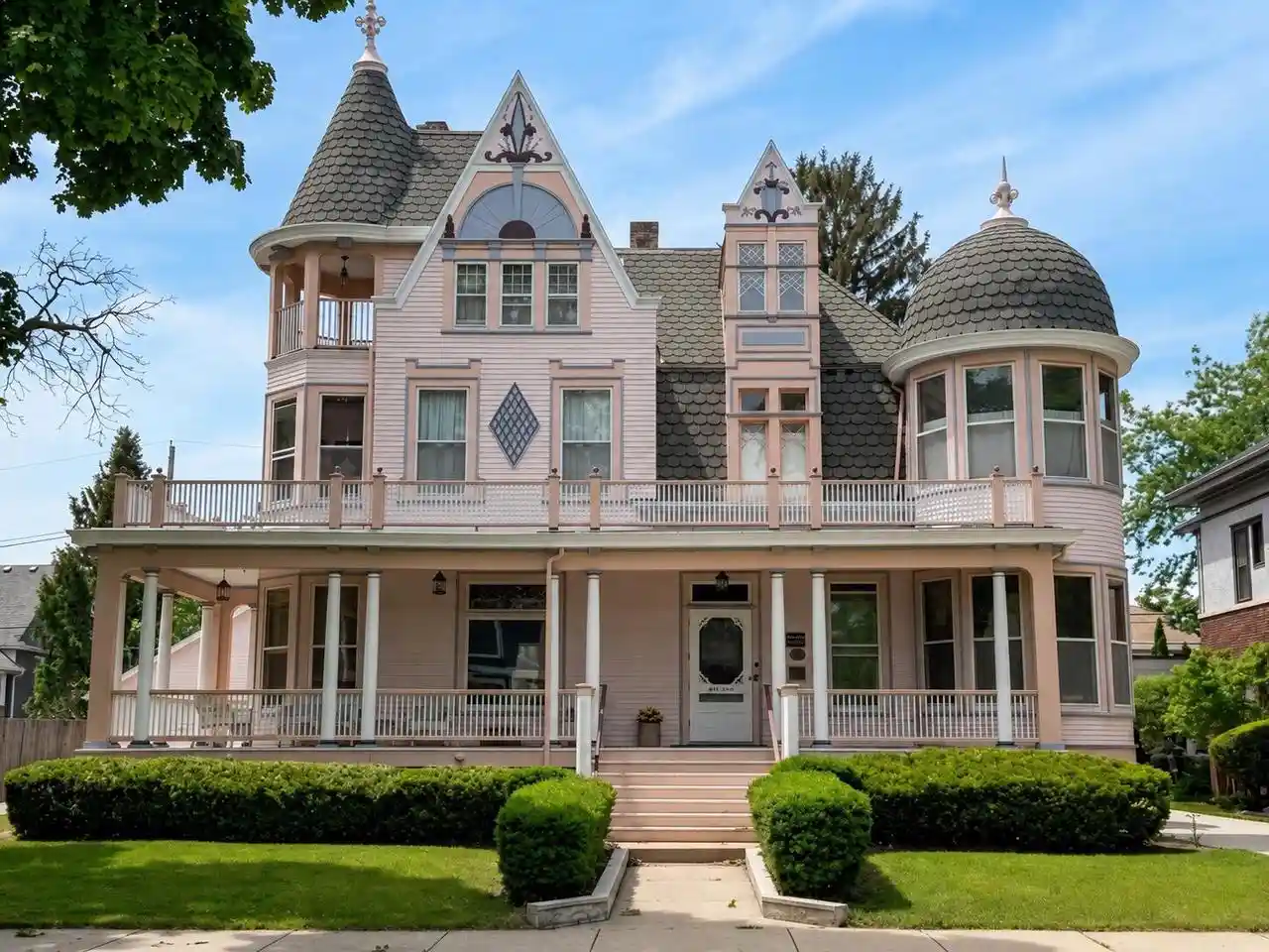 1st image of 1520 College Avenue Avenue, Racine, WI 53403 | MLS# 1964185