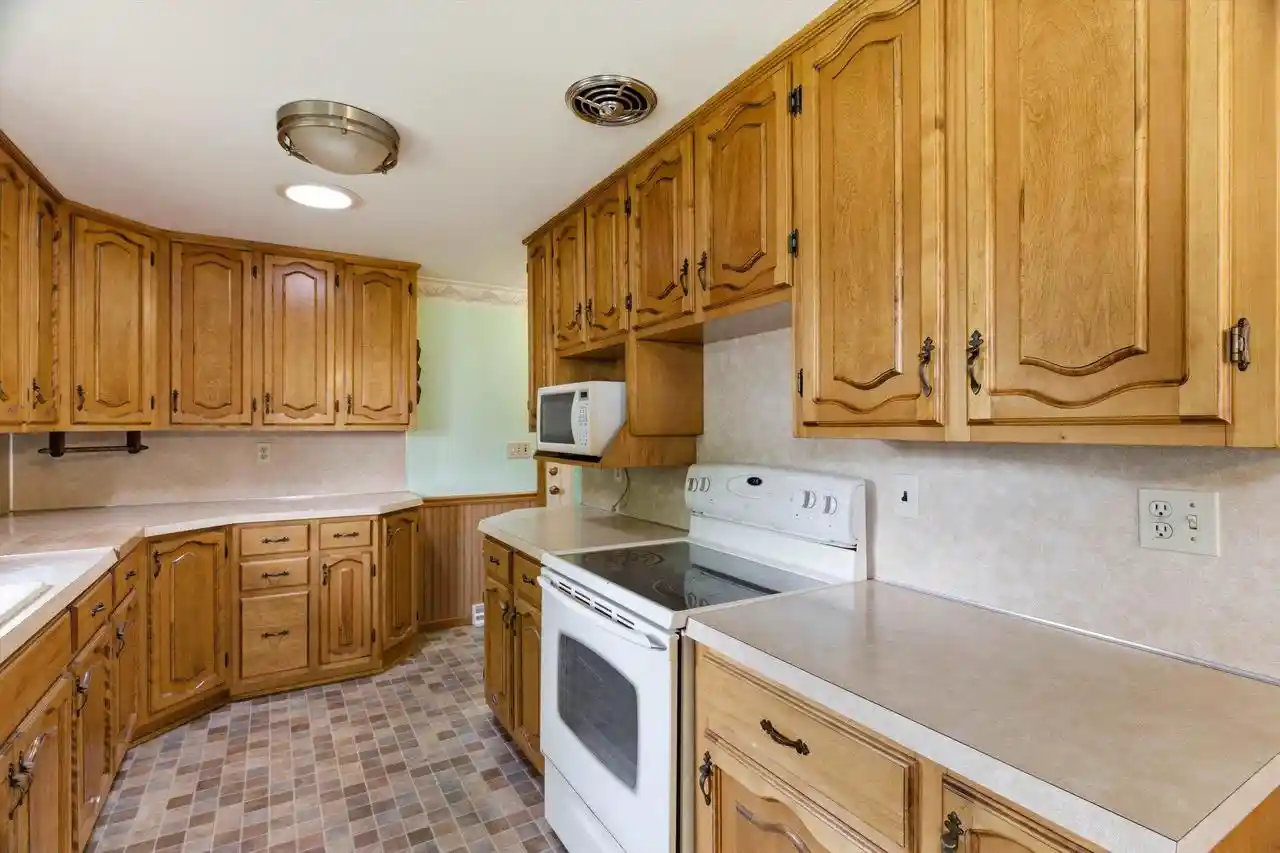 Homes for sale in Spencer, WI | 100 W Buse Street Street, Spencer, WI 54479 | MLS# 22602309