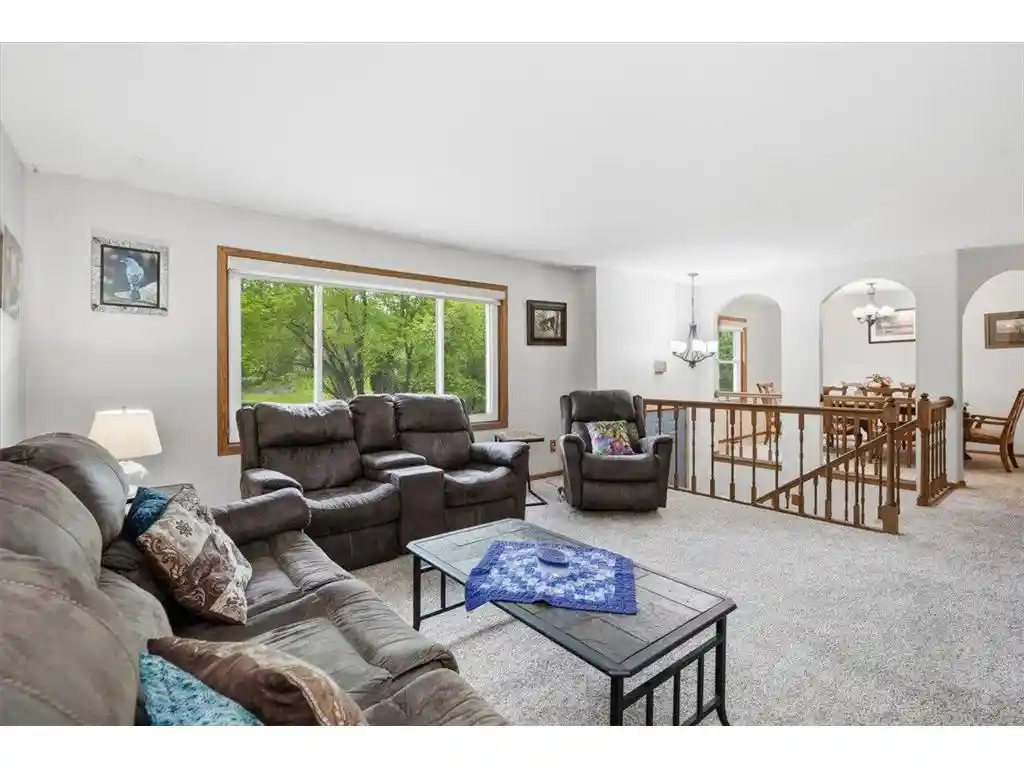 4th image of 1072 Edgewood Circle Circle, Hudson, WI 54016 | MLS# 7073299