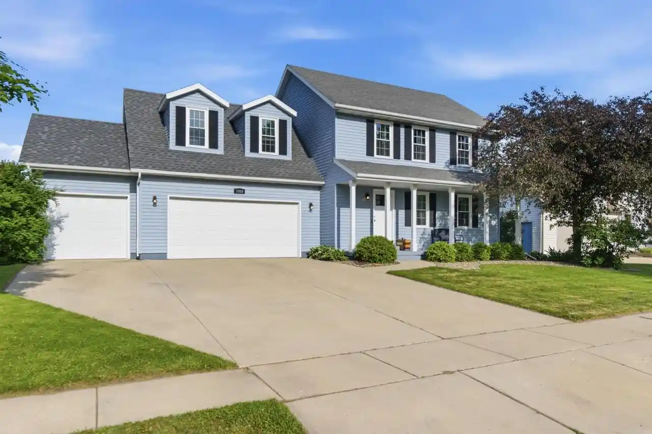1st image of 1009 Virgin Lake Dr Dr, Stoughton, WI 53589 | MLS# 2024277