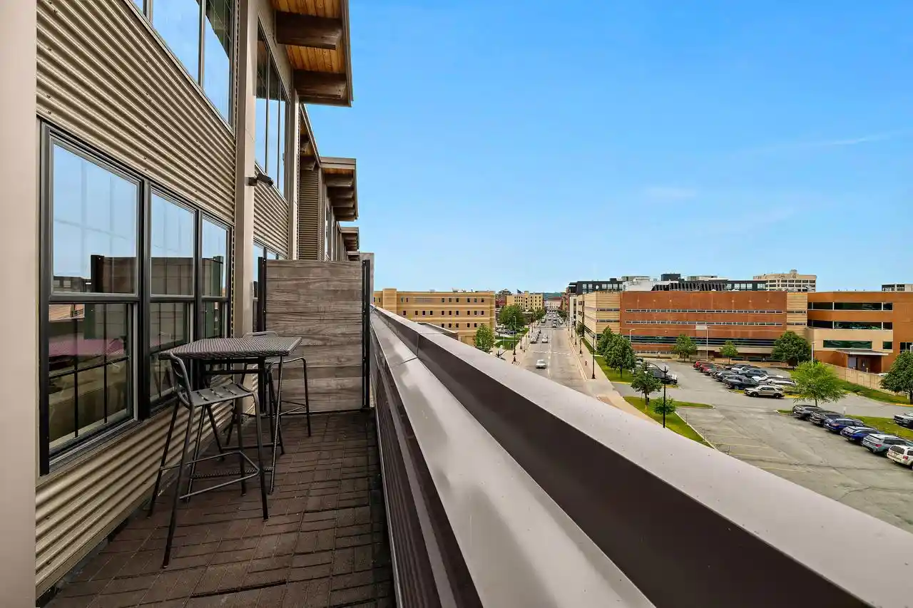 Homes for sale in La Crosse, WI | 415 6th Street N Street N #410, La Crosse, WI 54601 | MLS# 1964247