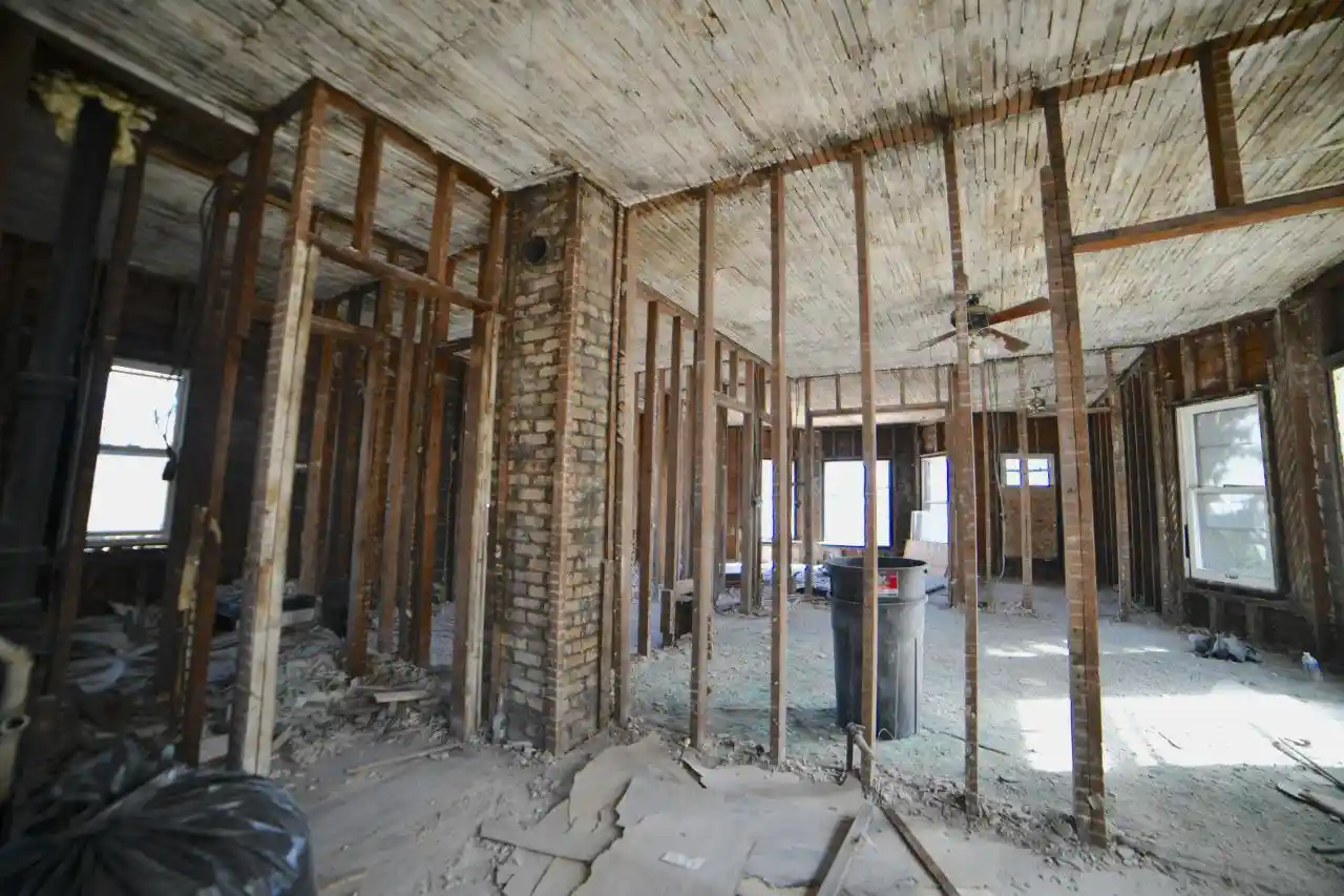 Homes for sale in Milwaukee, WI | 2565 N Dr William Finlayson St St, Milwaukee, WI 53212