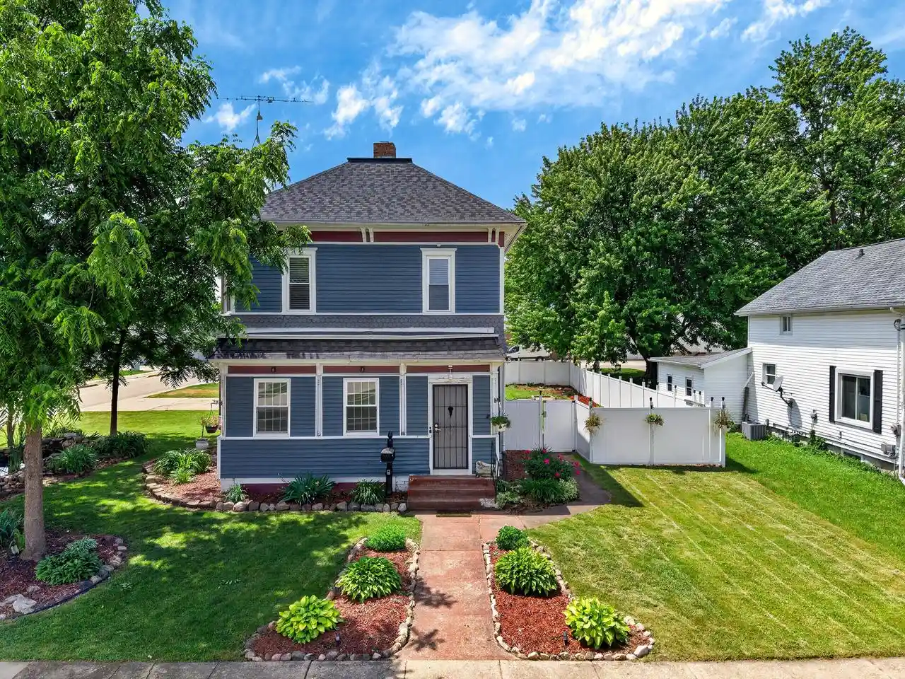 Homes for sale in Randolph, WI | 203 Williams Street Street, Randolph, WI 53956 | MLS# 1964259