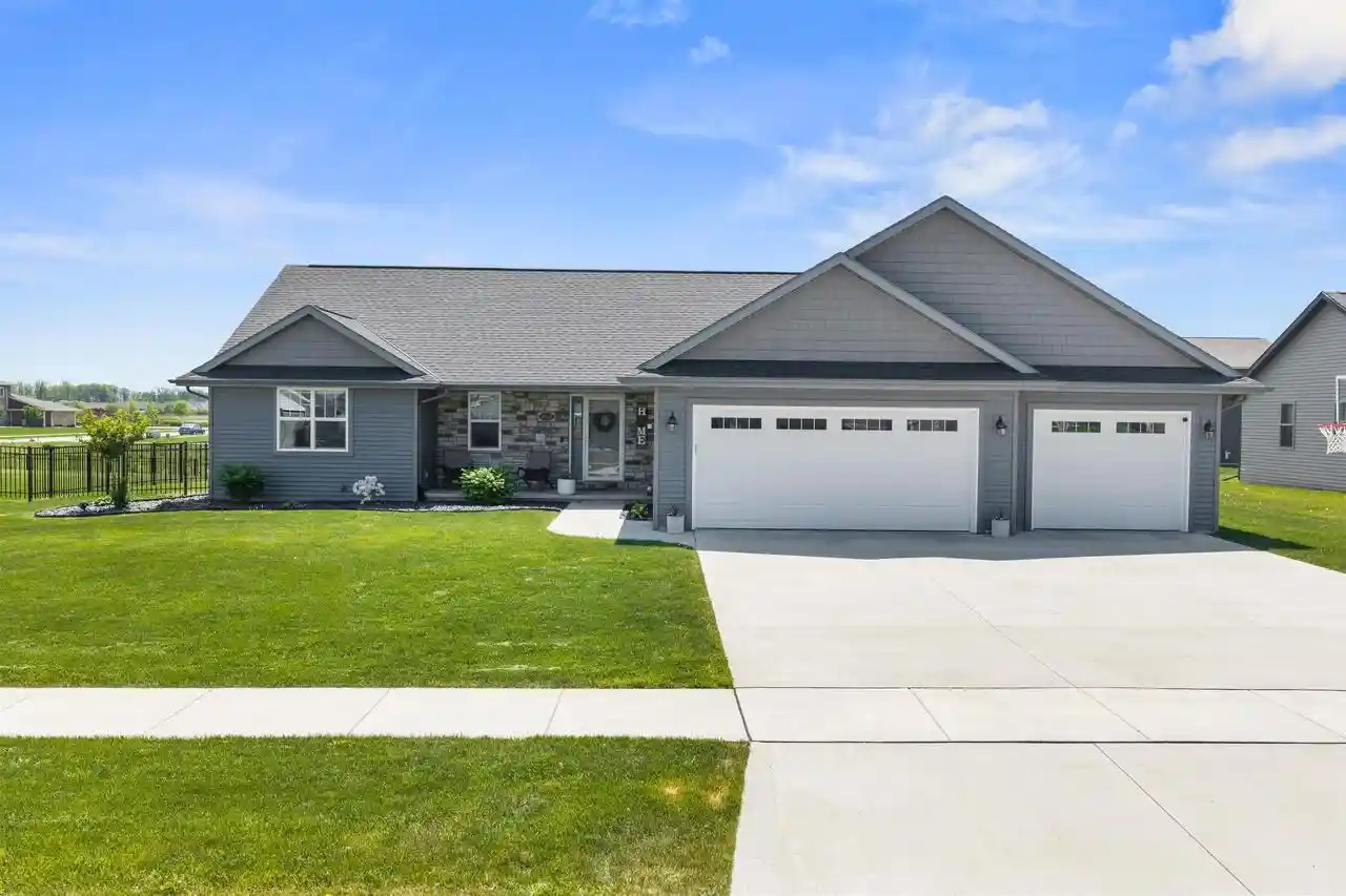 1st image of 2532 Kilrush Road Road, De Pere, WI 54115 | MLS# 50326214