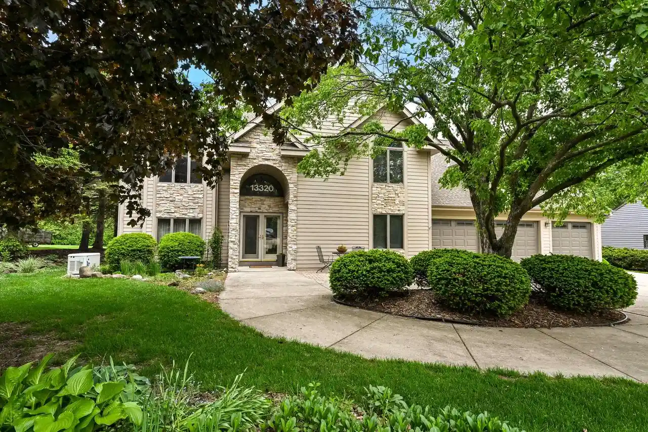 Homes for sale in New Berlin, WI | 13320 W North Lane Lane, New Berlin, WI 53151 | MLS# 1964288