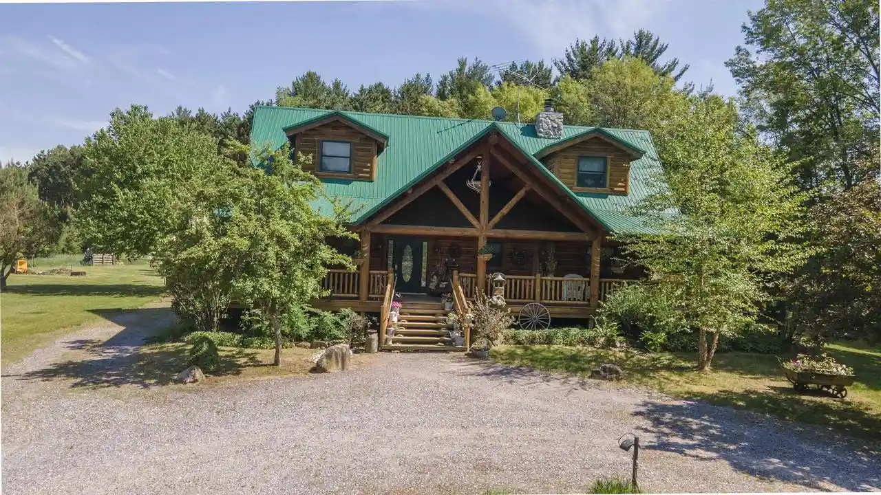 1st image of N7296 10th Lane Lane, Westfield, WI 53964 | MLS# 50326238