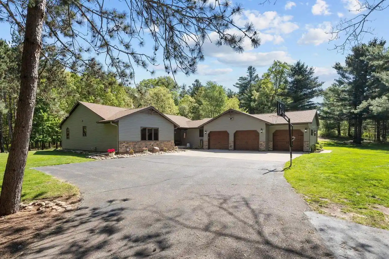 Homes for sale in Nekoosa, WI | 13359 Hollywood Road Road, Nekoosa, WI 54465 | MLS# 22602333