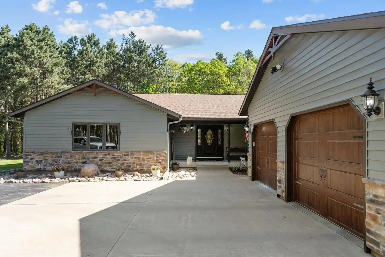 Homes for sale in Nekoosa, WI | 13359 Hollywood Road Road, Nekoosa, WI 54465 | MLS# 22602333