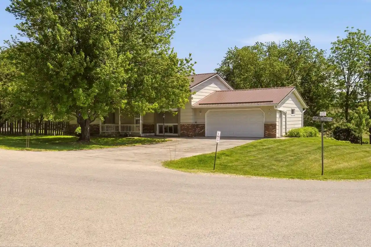 Homes for sale in West Salem, WI | N4940 Briarcliffe Court Court, West Salem, WI 54669 | MLS# 1964329