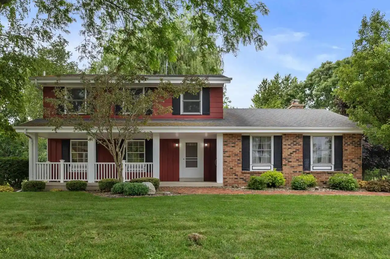 1st image of 1406 95th Avenue Avenue, Kenosha, WI 53144 | MLS# 1964332