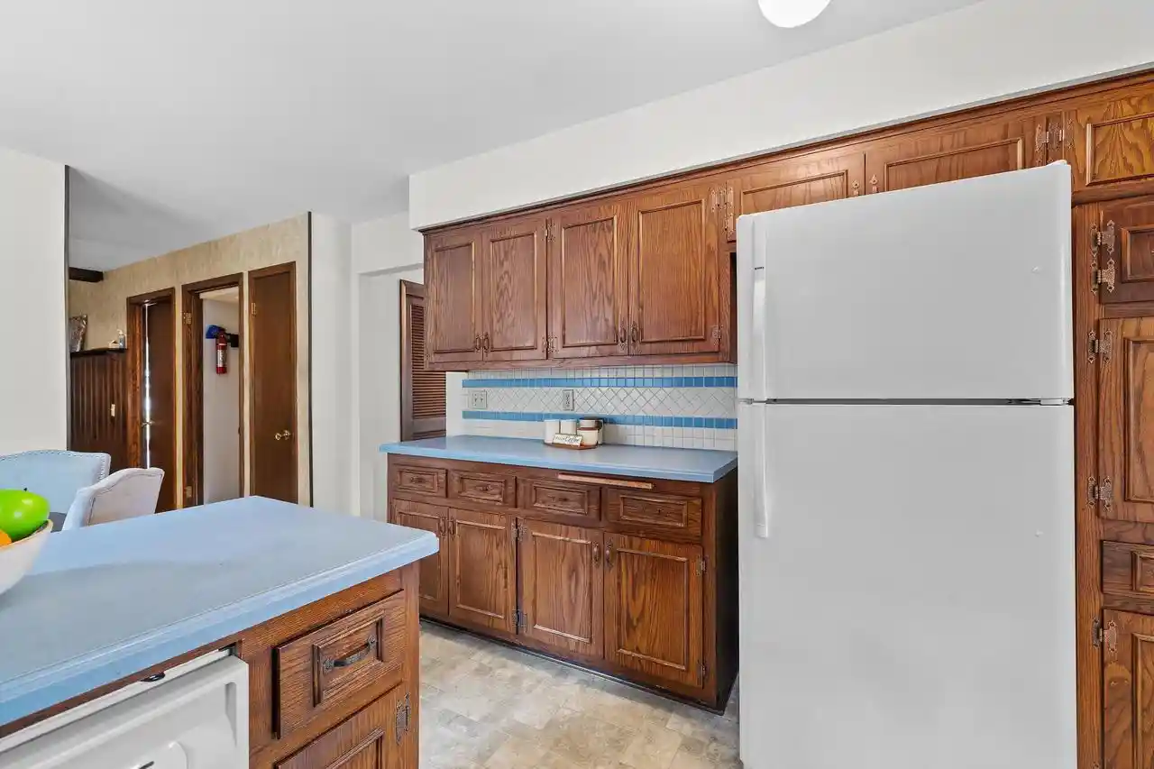 3rd image of 1406 95Th Avenue Avenue, Kenosha, WI 53144 | MLS# 1964332