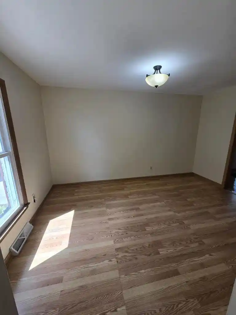2nd image of 447 S Woodland Dr Dr, Whitewater, WI 53190 | MLS# 1964342