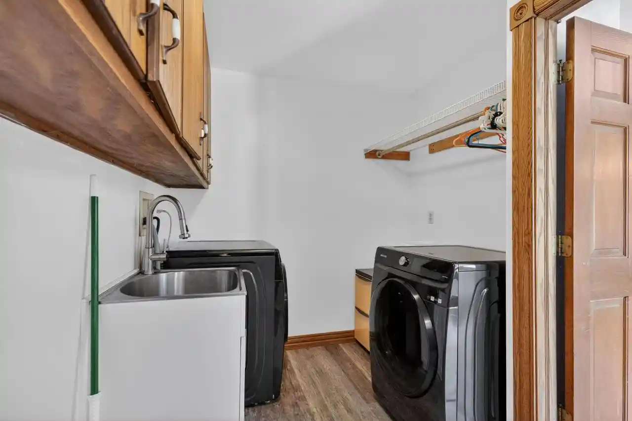 2nd image of S1w31448 Hickory Hollow Court Court, Delafield, WI 53018 | MLS# 1964354