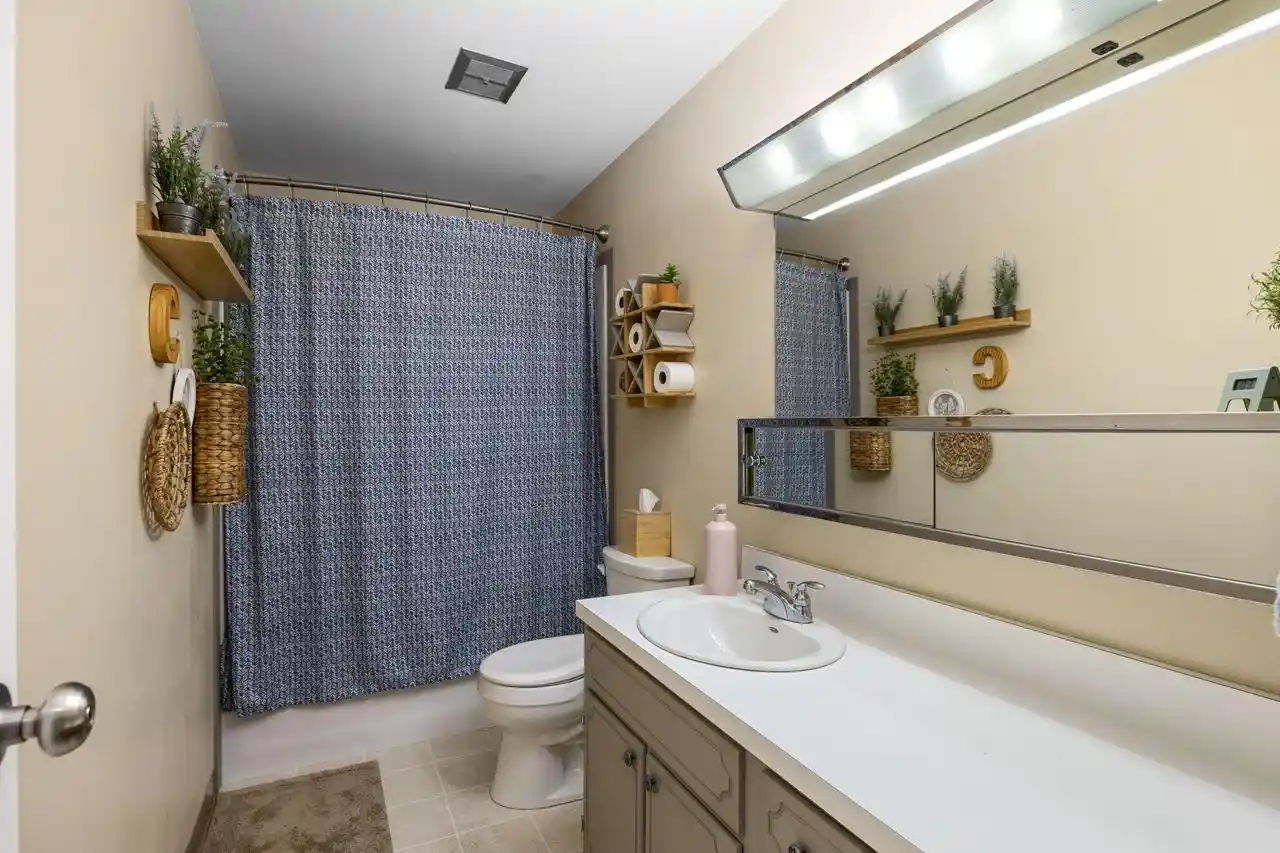 Homes for sale in Onalaska, WI | 414 11th Avenue S Avenue S, Onalaska, WI 54650 | MLS# 1964356
