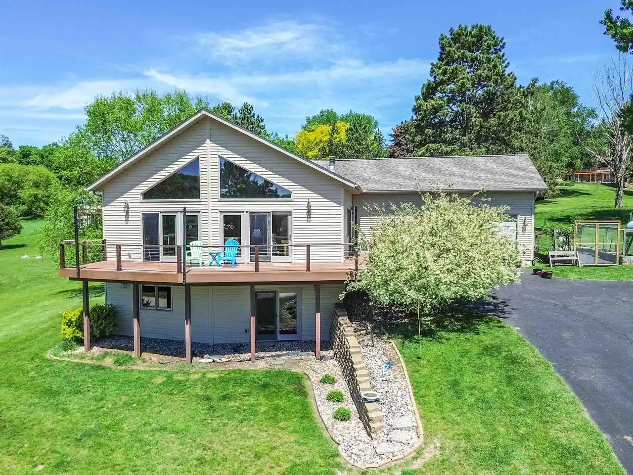 Homes for sale in La Valle, WI | E2392 Black Forest Dr Dr, La Valle, WI 53941 | MLS# 2024349