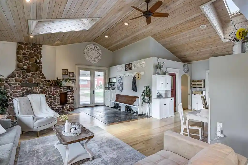 Homes for sale in Augusta, WI | E14410 County Road O, Augusta, WI 54722 | MLS# 1601584