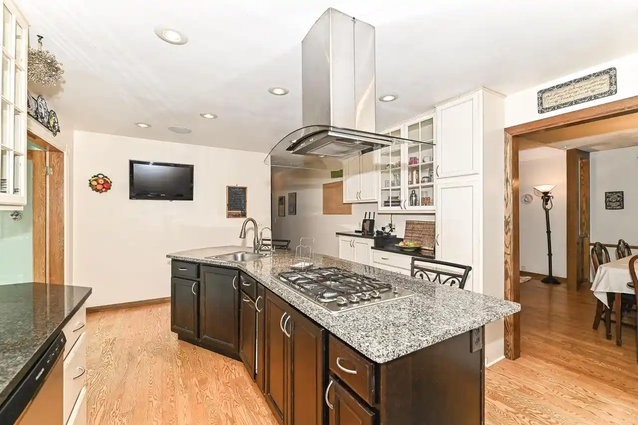 5th image of 21601 W Lochinvar Lane Lane, New Berlin, WI 53146 | MLS# 1964426