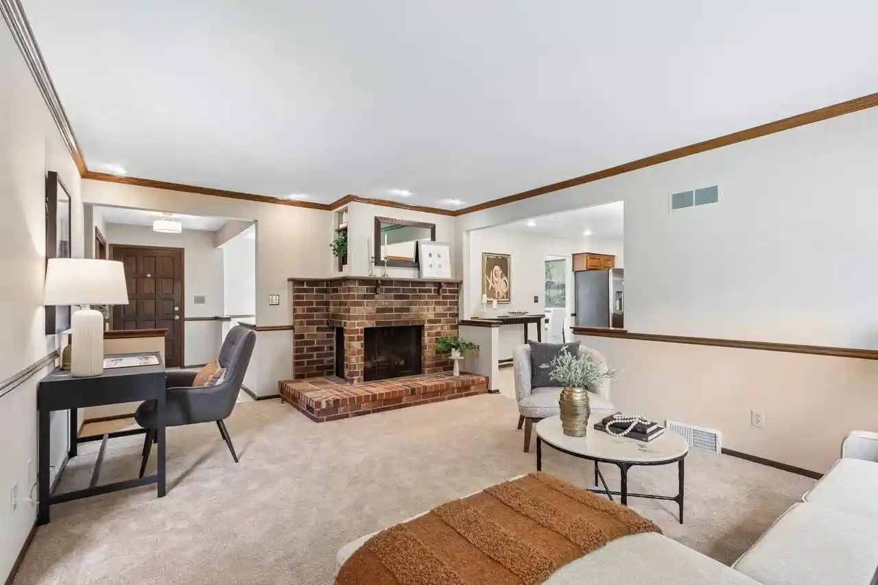 Homes for sale in Muskego, WI | S72w16171 Edith Court Court, Muskego, WI 53150 | MLS# 1964427