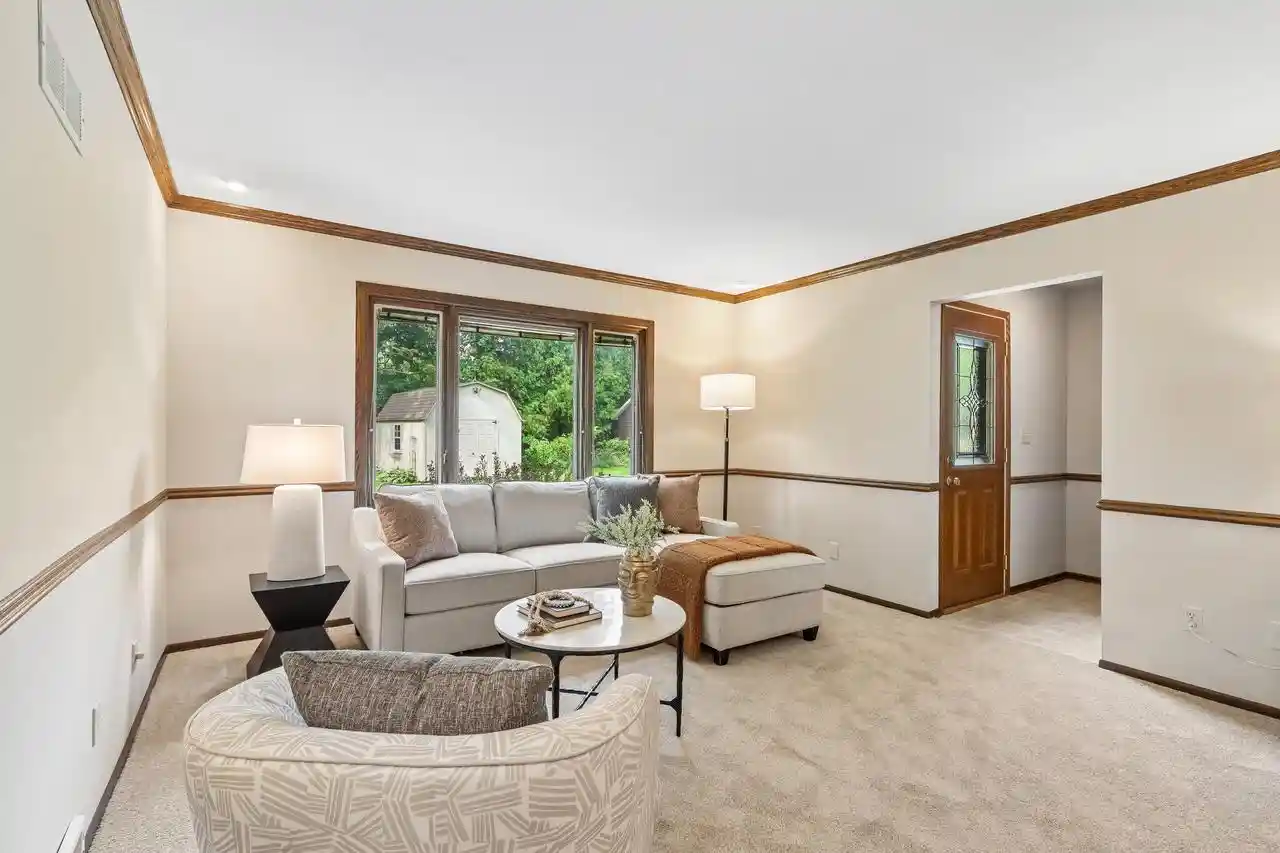 Homes for sale in Muskego, WI | S72W16171 Edith Court Court, Muskego, WI 53150 | MLS# 1964427