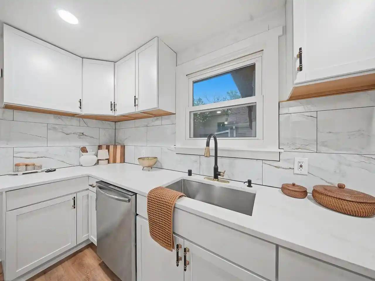 Homes for sale in Milwaukee, WI | 4626 N River Park Boulevard Boulevard, Milwaukee, WI 53209 | MLS# 1964429
