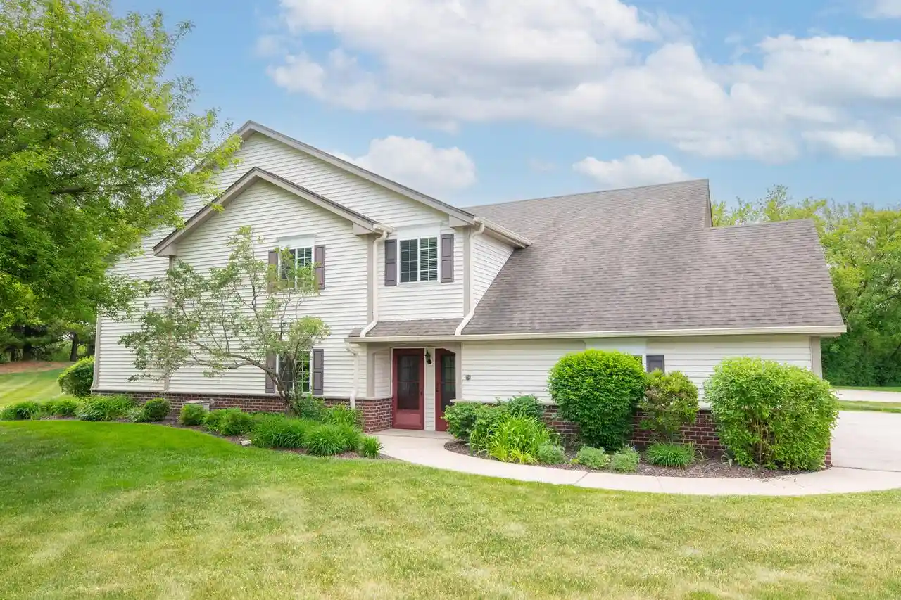 Homes for sale in Pewaukee, WI | 652 Pewaukee Road Road #A, Pewaukee, WI 53072 | MLS# 1964442