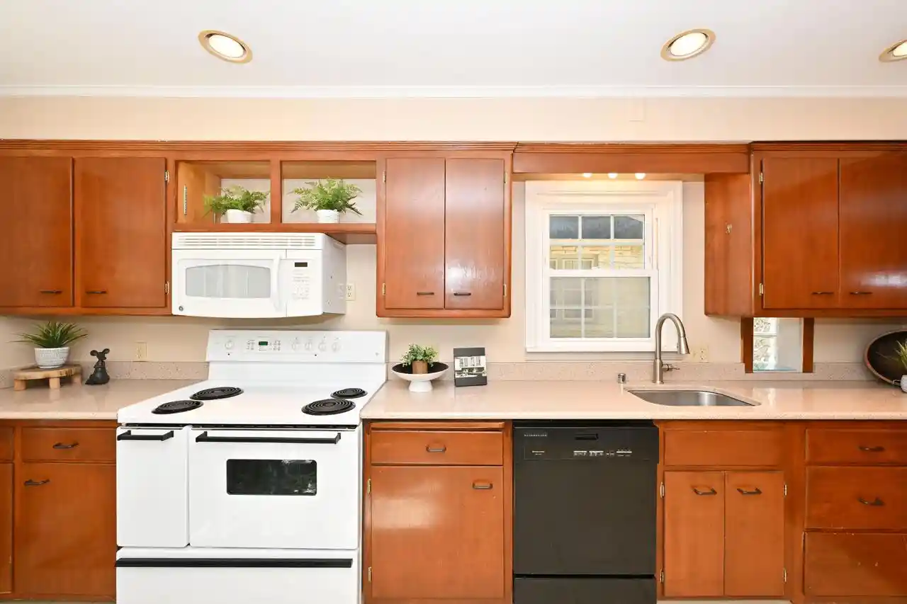 Homes for sale in Wauwatosa, WI | 2416 N 91st Street Street, Wauwatosa, WI 53226 | MLS# 1964443